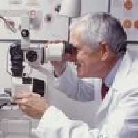 logo Médecin ophtalmologue - RÉSEAU SOCIAL PRIVÉ