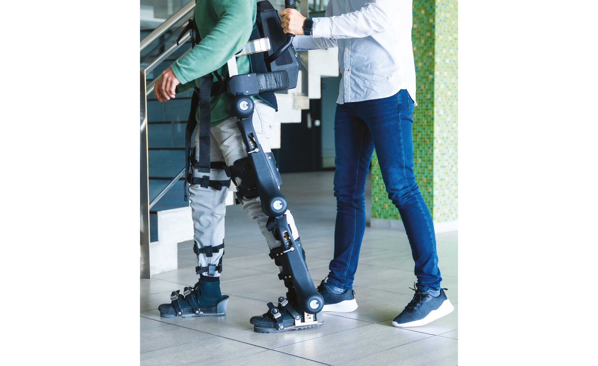 Exosquelettes en rééducation : pas à pas